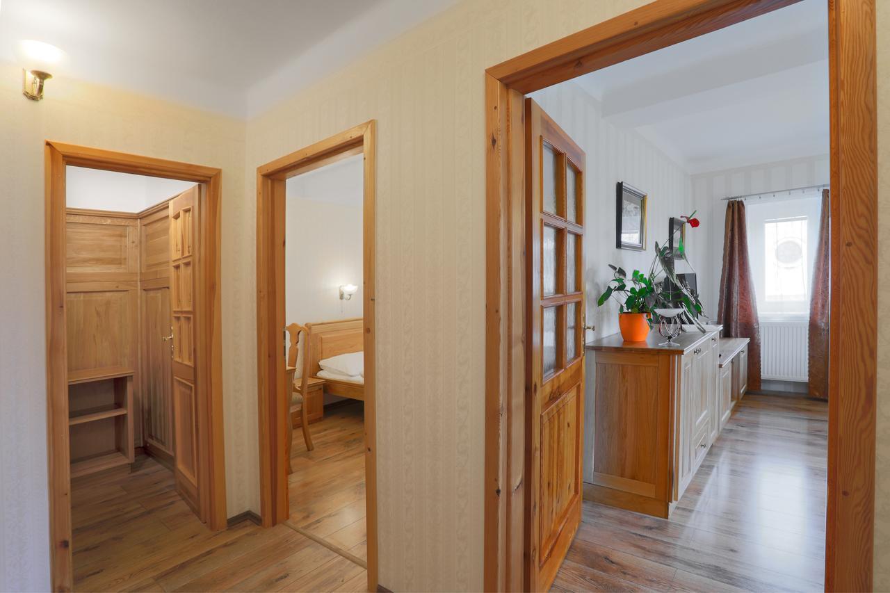 Stekl - Hotel Hrubá Skála